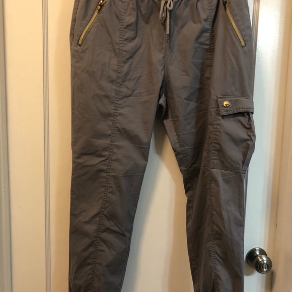 Jaanuu jogger pants size Large - Picture 4 of 9